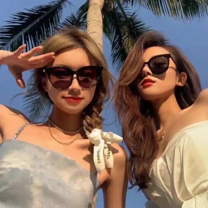 萌子美 虽然她有点怪